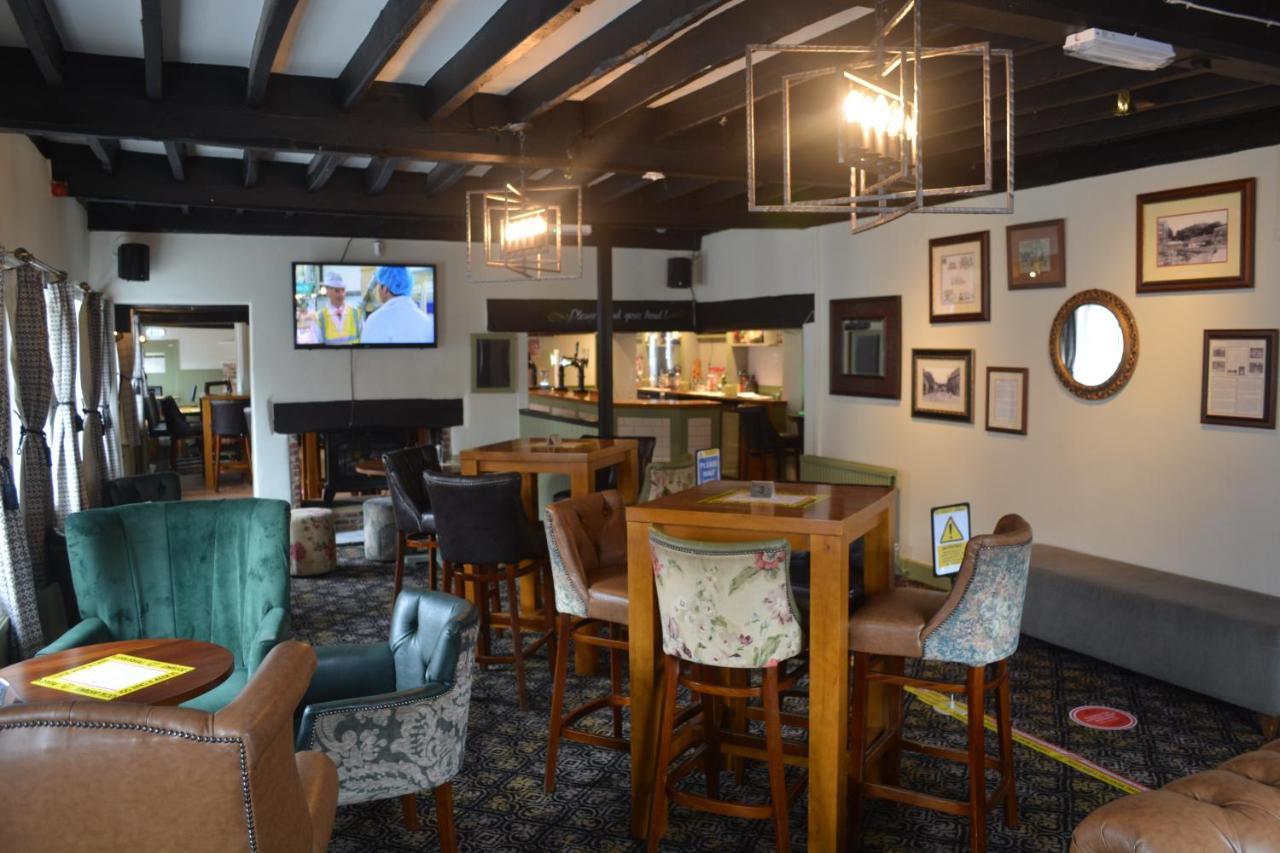 The Bull Hotel Downton (Wiltshire) Exterior foto