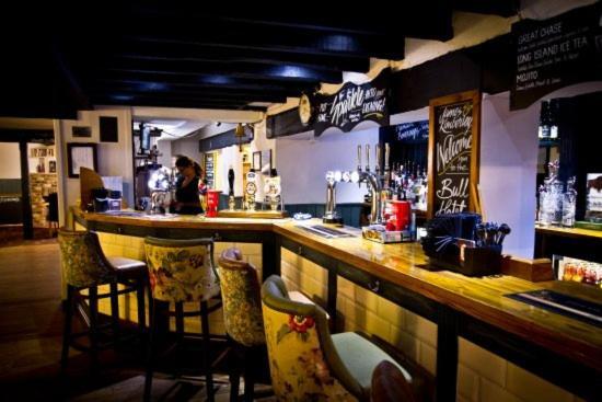 The Bull Hotel Downton (Wiltshire) Exterior foto