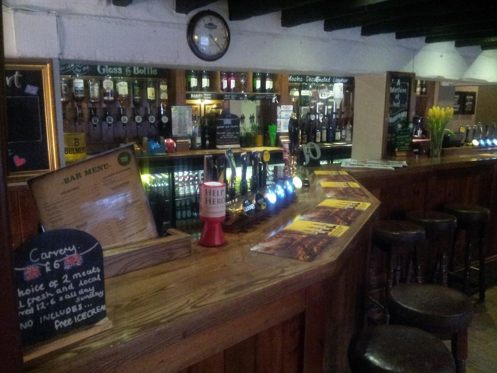The Bull Hotel Downton (Wiltshire) Exterior foto